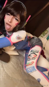 Uwaaa _ the bodysuits a little revealing dont you think