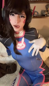 Uwaaa _ the bodysuits a little revealing dont you think part 5