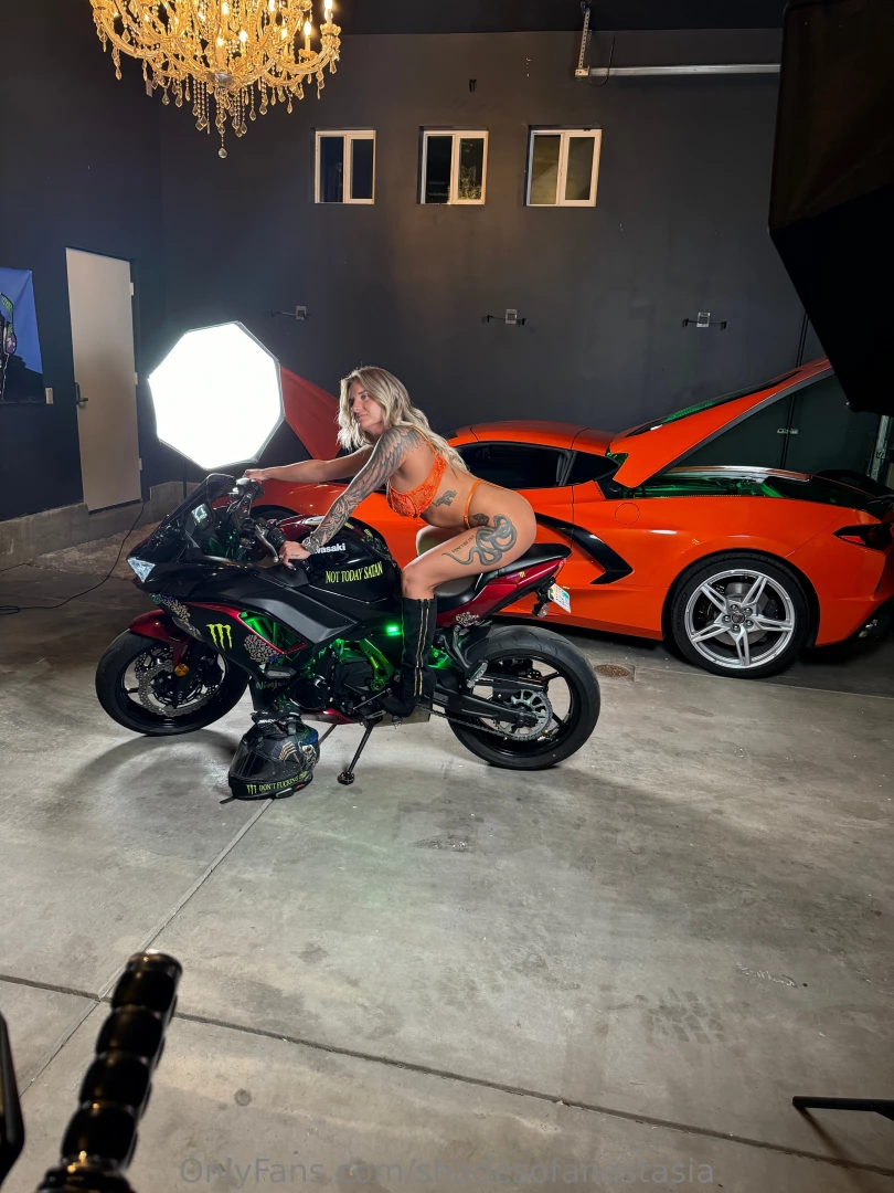 Behind the scenes of my first suicidegirls photo shoot i did last part 2 