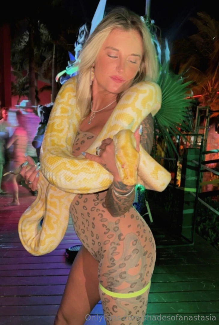 Can t help not having a snake in my hands 