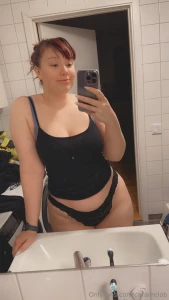 This pic was taken at stupid o clock i need like 7 naps