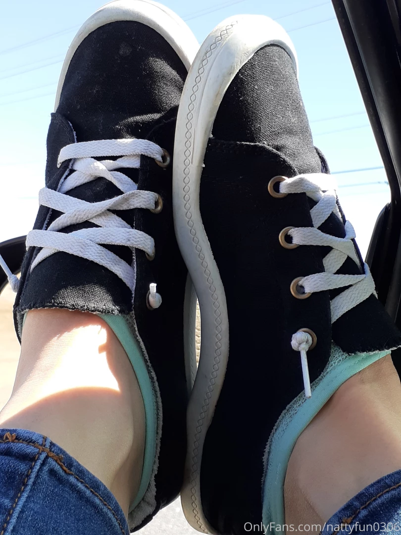 I love these simple slide on sneakers 