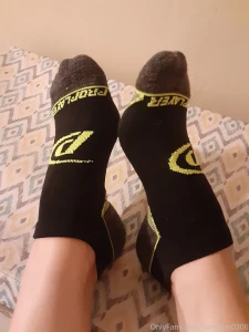 These socks hug my feet so nicely i love them