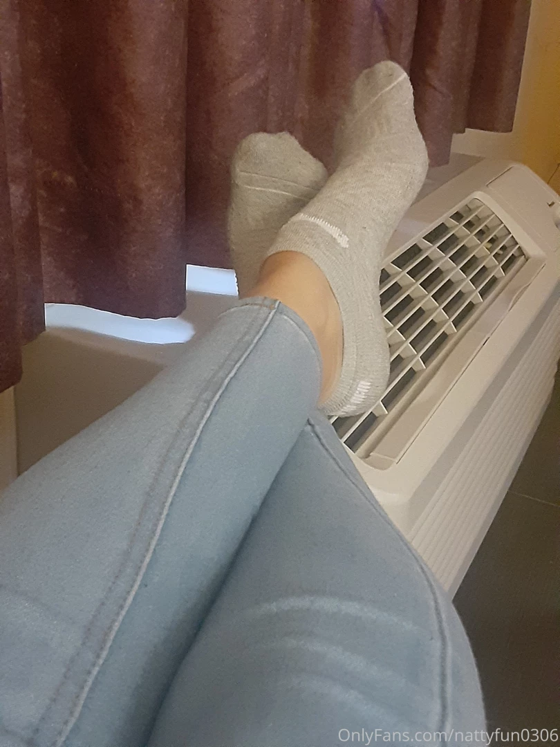 Waiting on my photographer to arrive so everyone s content looks part 2 