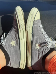 Waiting on my roomie to hurry up in walmart but i m sure she s stuck part 1