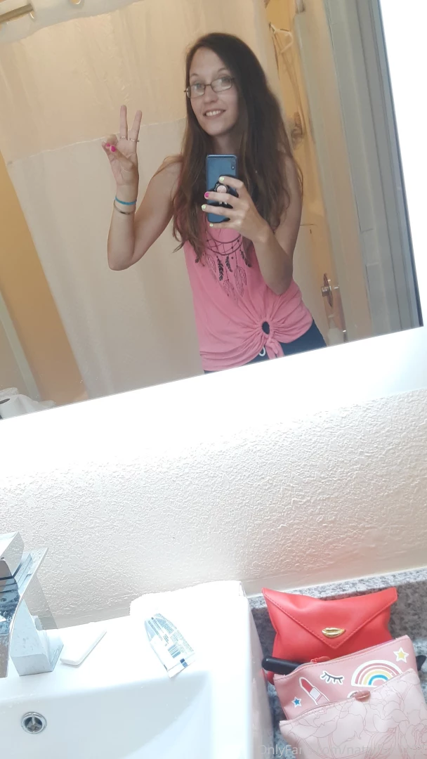 Grabbing my stuff and going on 