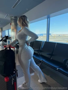 Rate my plane outfit 1-10