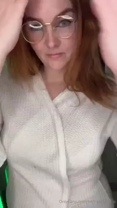 Love this song and showing you my engorged tits 