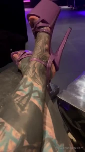 I have a lot of nice feet content for you my footfetish lover make