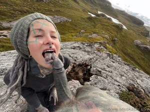 Blowjob in the nature with a beautiful view into my mouth and into the