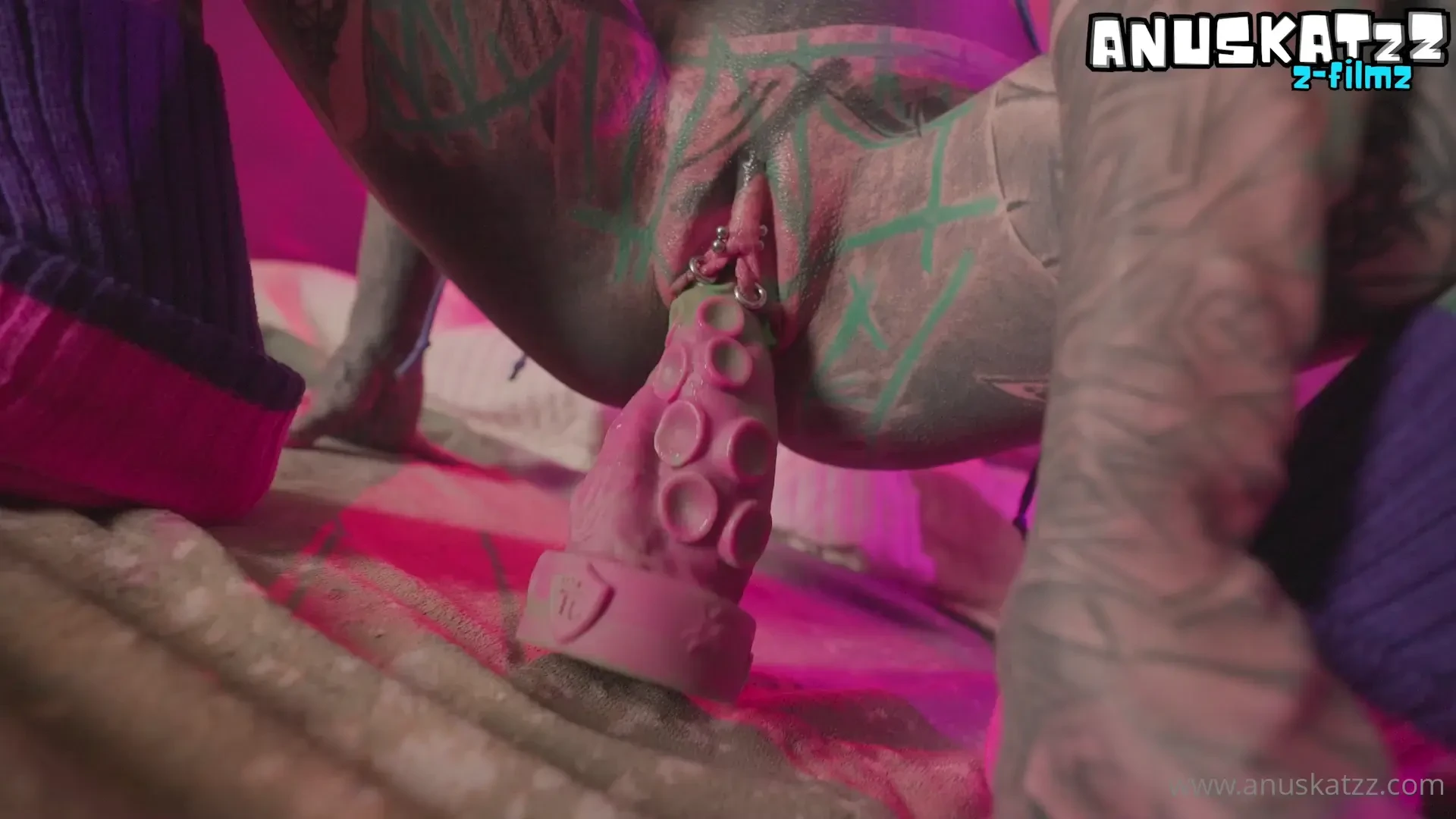 3 new full free clips - this sunday 13 7 on my premium site - gt 