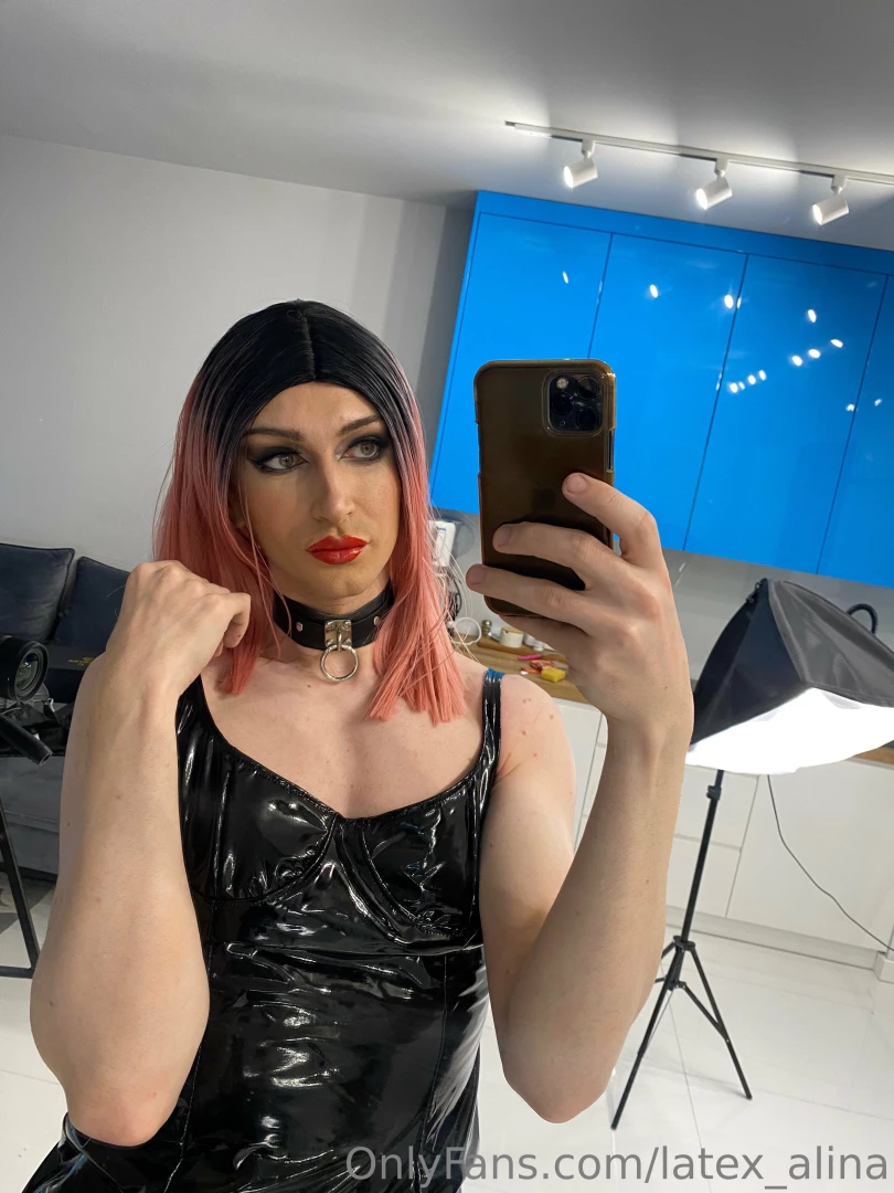 Getting addicted to being a girl 
