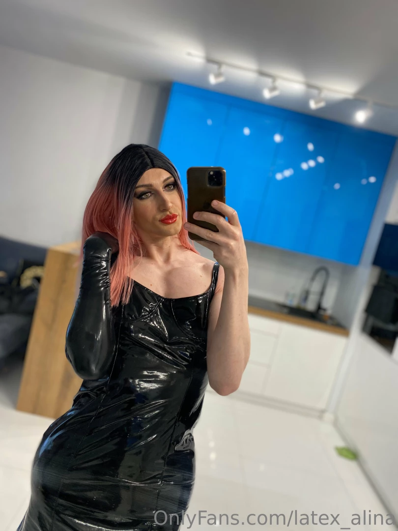 Getting addicted to being a girl part 2 