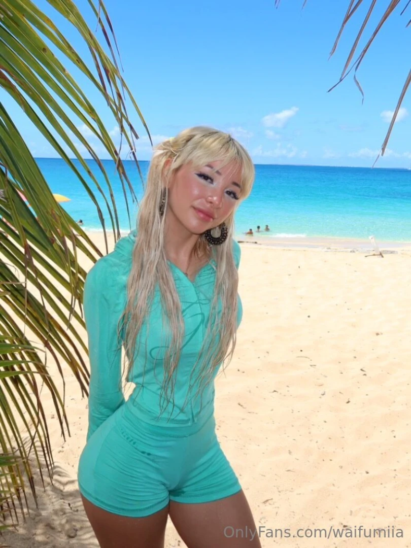 I get naughtier in the sun 