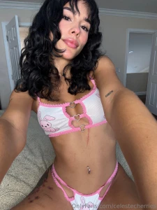 Your favorite girl s waiting for your dm babe