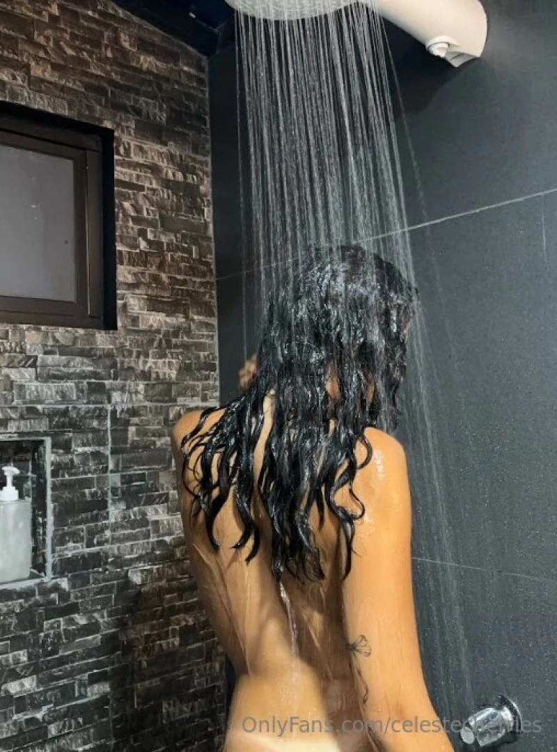 Would you like to join me here babe 