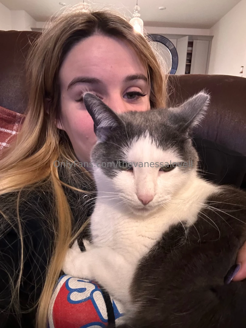 Send me pics of ur pets here s my boy 