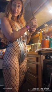 Sorry not sorry for all the recent zoebytheriver spam zoe and i have part 2