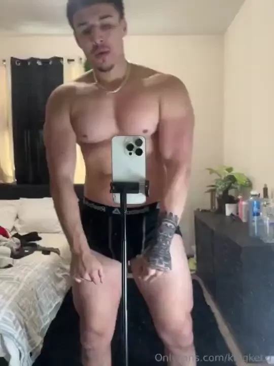 Was cleaning my room and got distracted y all want a solo vid today part 2 
