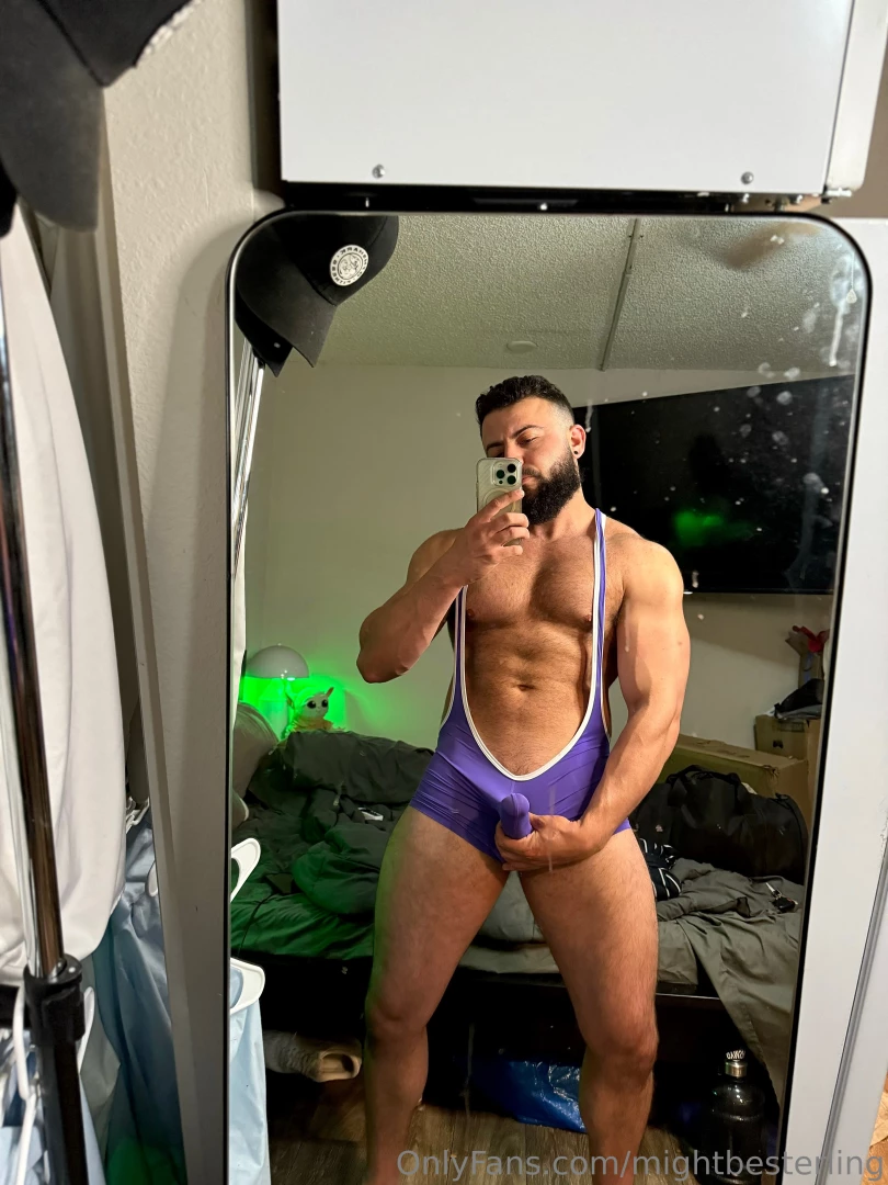 Thoughts on my new singlet alsooooo live stream sunday 4 14 at 10pm 