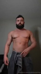 Who wants some post shower sex cuz i sure do