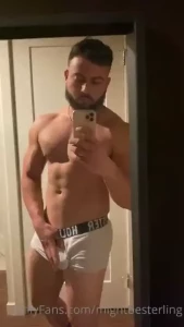 Tip any amount on this video to get both a hard and soft pic