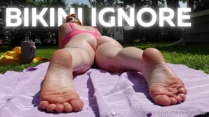 Ignoring you while sunning in my hot pink bikini vid is scheduled to