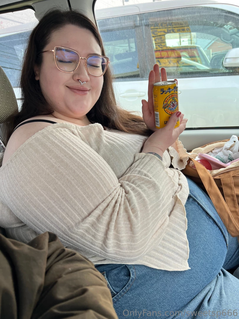 I m back and settled from my trip as you can tell all my fatass did part 8 