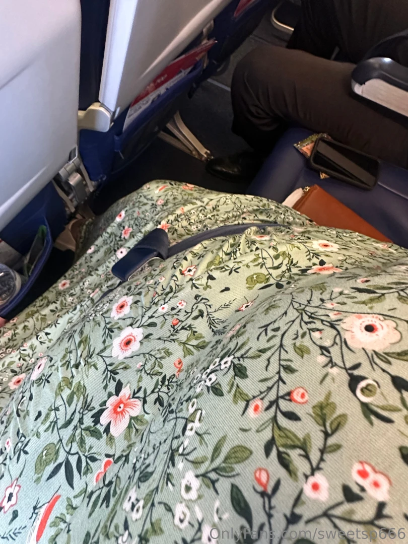 Forgot to show you guys just how much space i take up on the plane part 1 