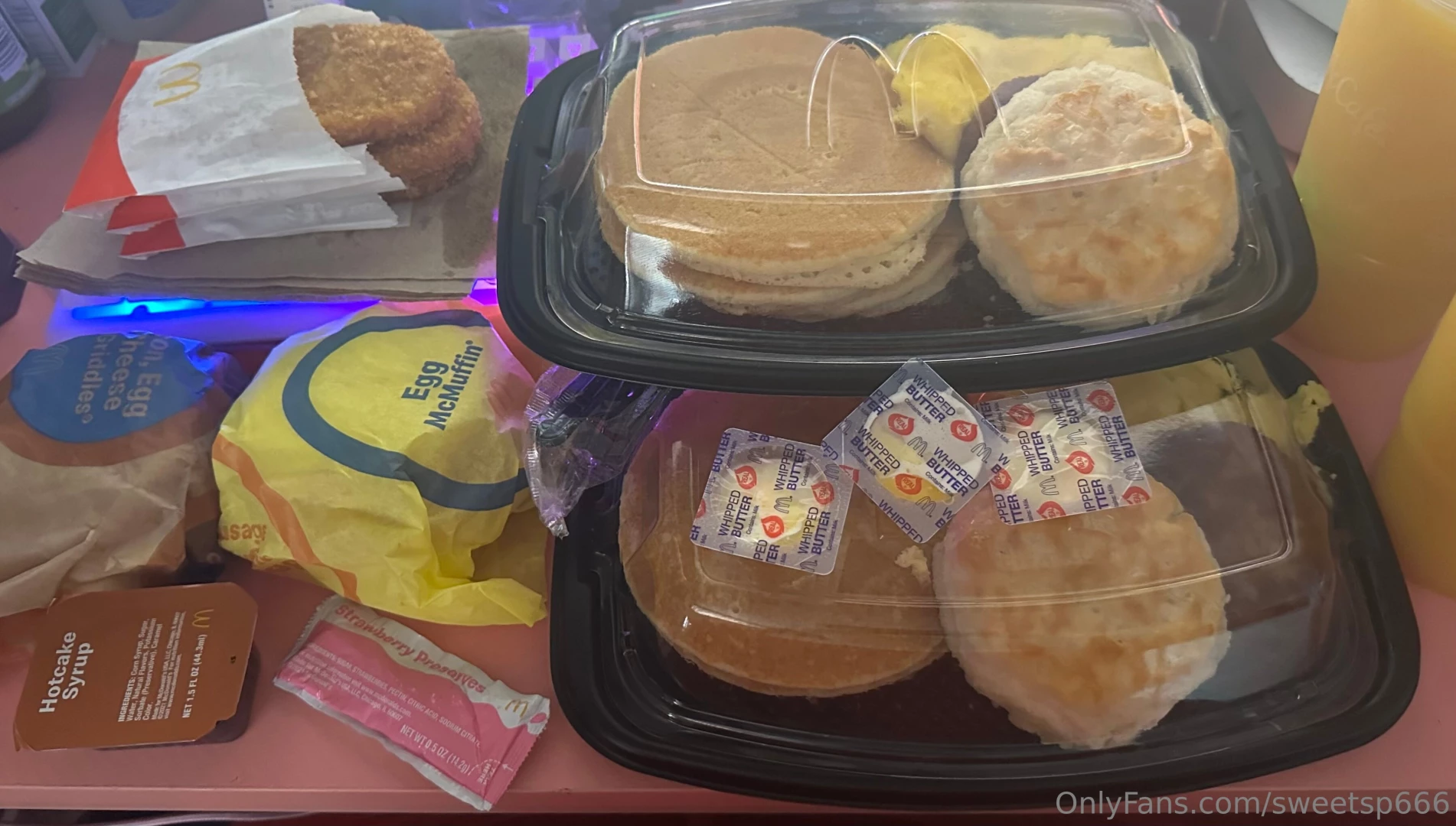 Ontop of all the shakes i ve been having i ve also been eating like a 