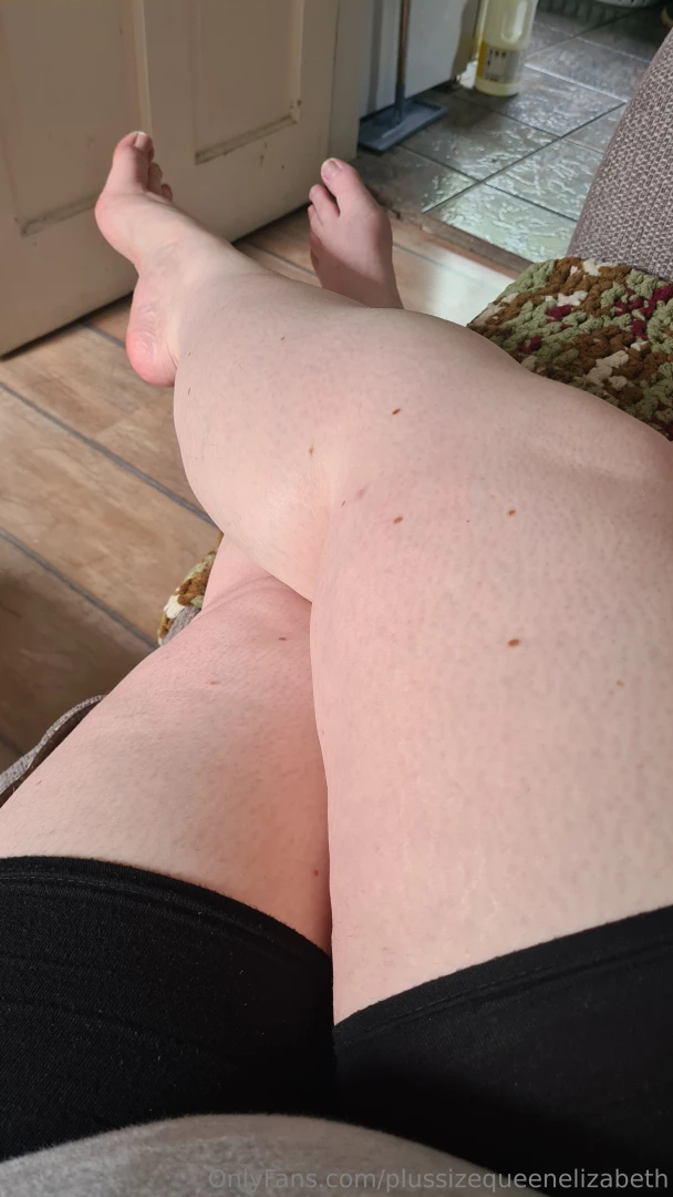 My legs and feet are tired and need rubbing part 2 