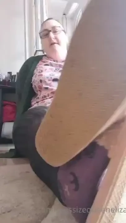 You weak loser i ve got a project for you tongue cleaning these 