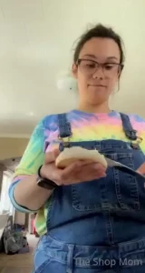 Here s a video of me making a sandwich