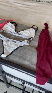 18 minute lingerie try-on i bet you can t make it thru this whole