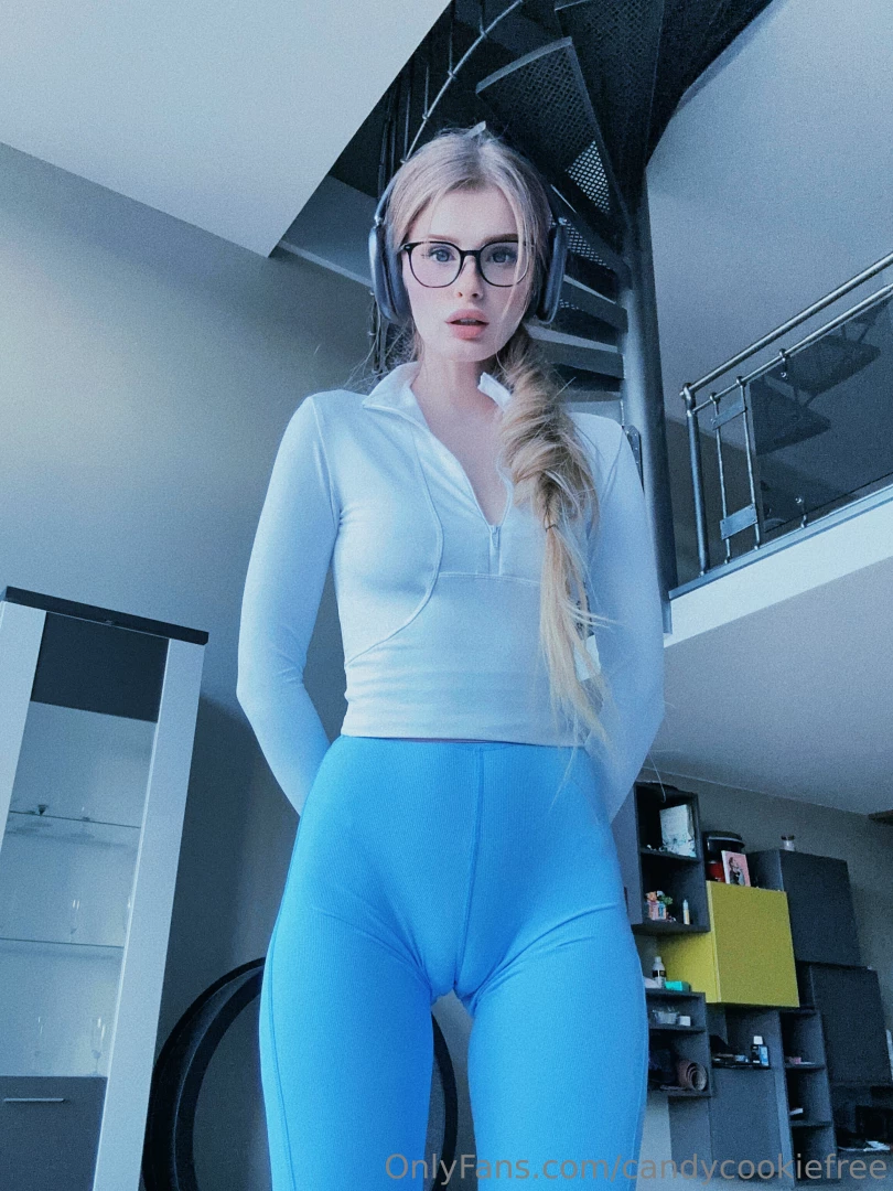 Hello dear consider subscribing to my exclusive vip account where i part 17 