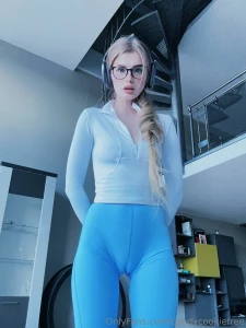 Hello dear consider subscribing to my exclusive vip account where i part 17