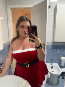 Check your dms to watch me give a sloppy blowjob and get fucked in part 2