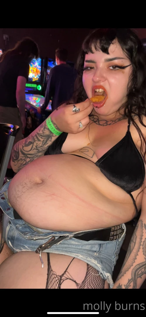 I had so much funny getting horny in public with my belly out eating part 7 