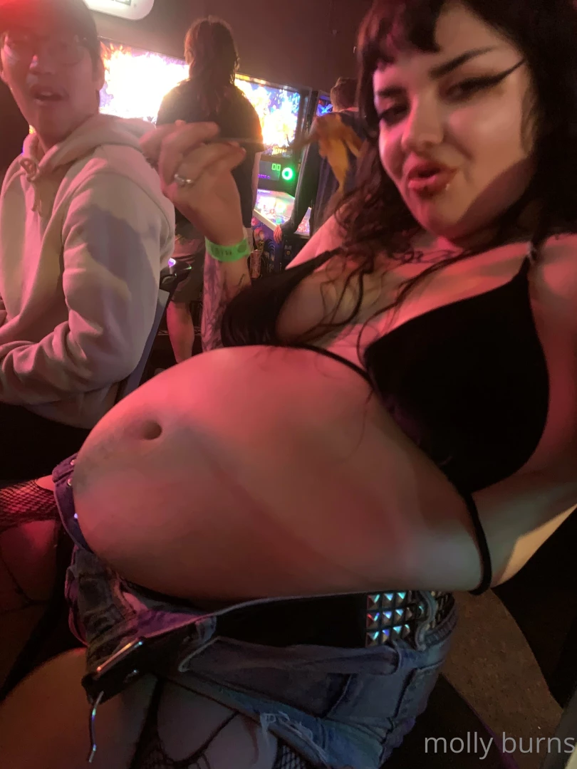 I had so much funny getting horny in public with my belly out eating part 11 