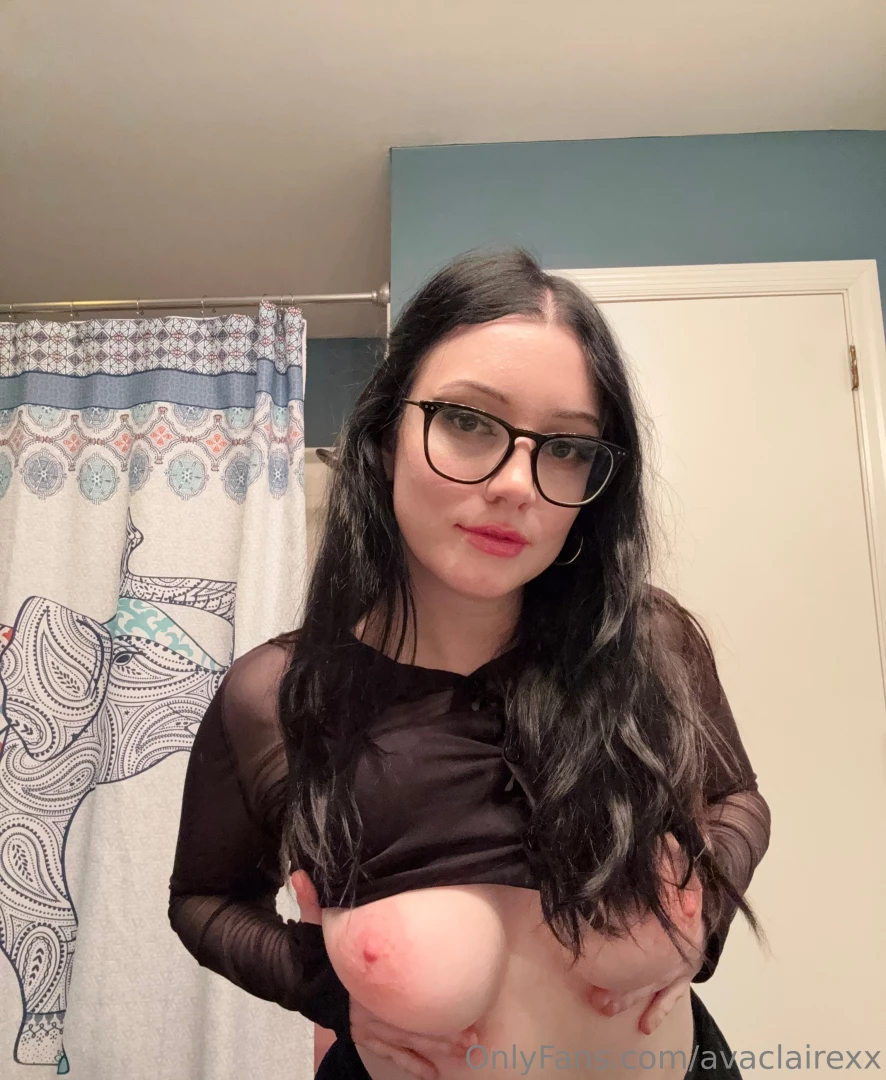 Awake at 5 am because my sleep schedule is not the vibe but bare with 