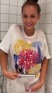 Pov blowjob behind the scenes with jennifer