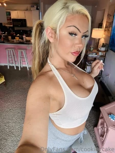 I need someone to on my titties