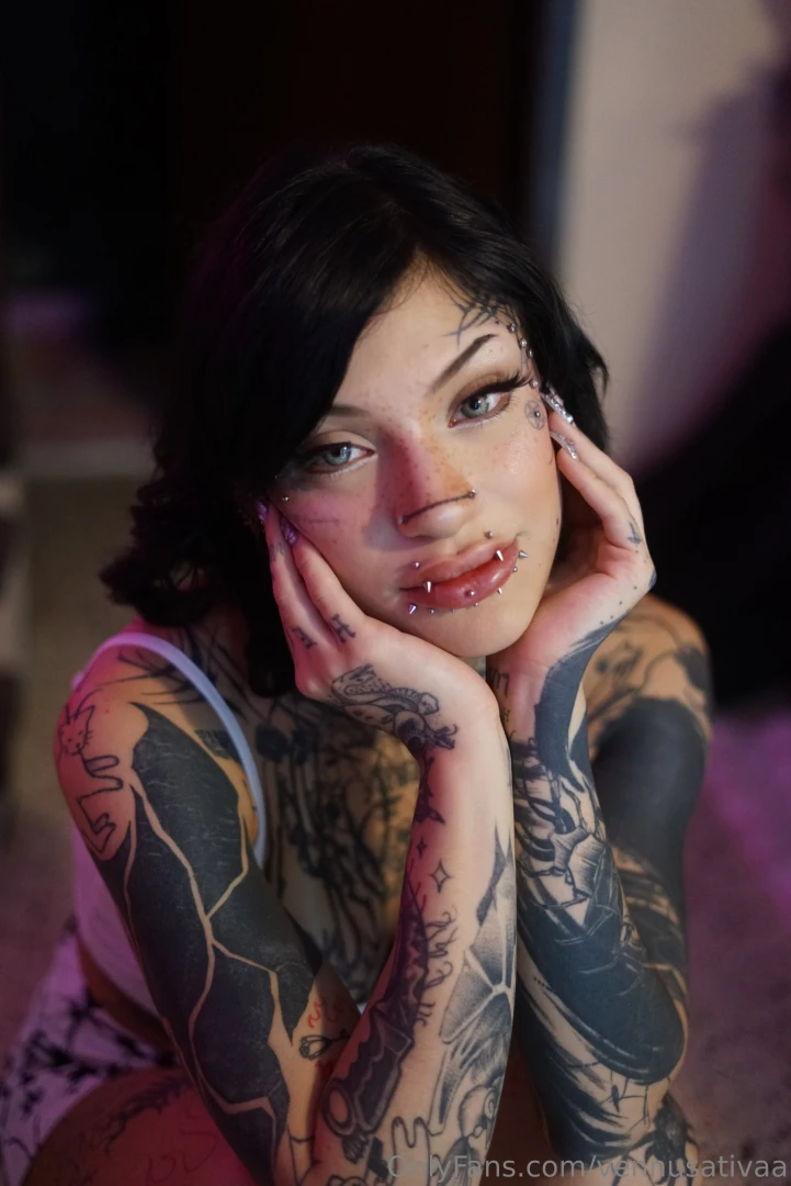 This face isn t asking it s commanding 