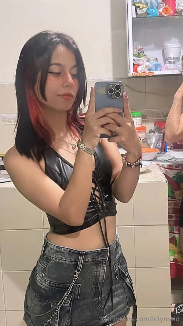 Your naughty girl is online discover my naughty side and let s play 