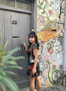 When i visit such beautiful places i am happy and in harmony