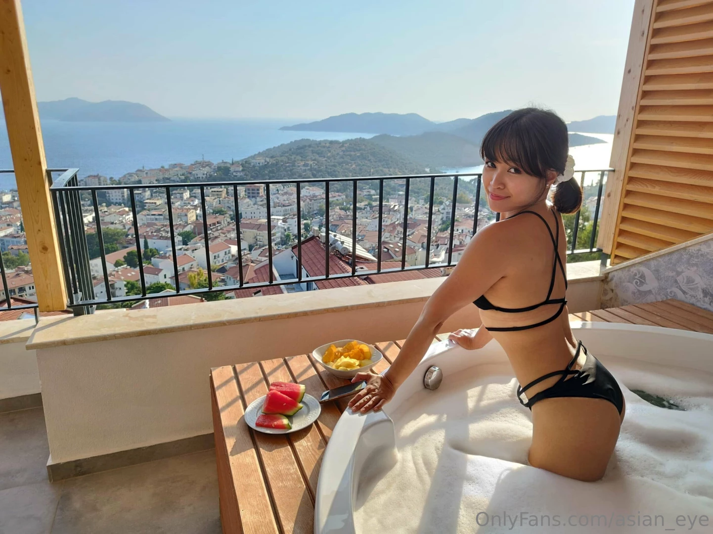 Stepping into the weekend like feeling fierce and fabulous in this 