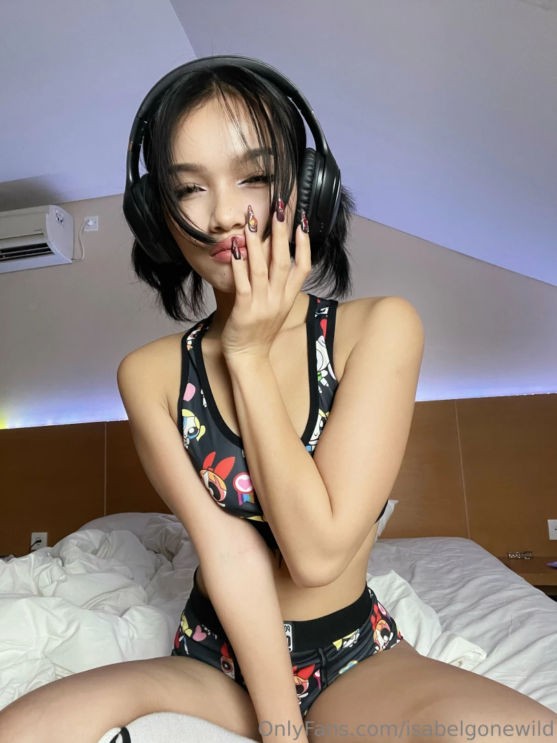 Kinda feeling down right now what about you come cheer me up dms are part 3 