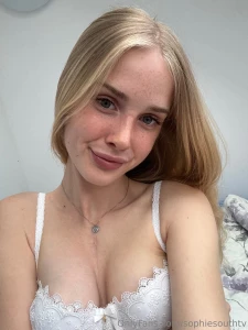 Whats ur fav color on me part 1