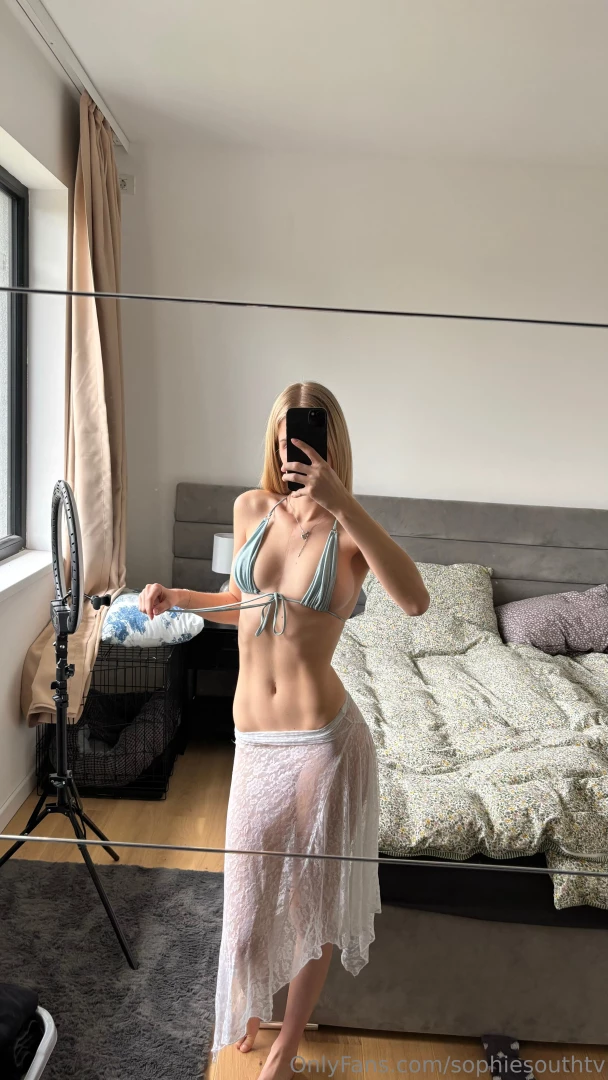 Text me byeee part 1 