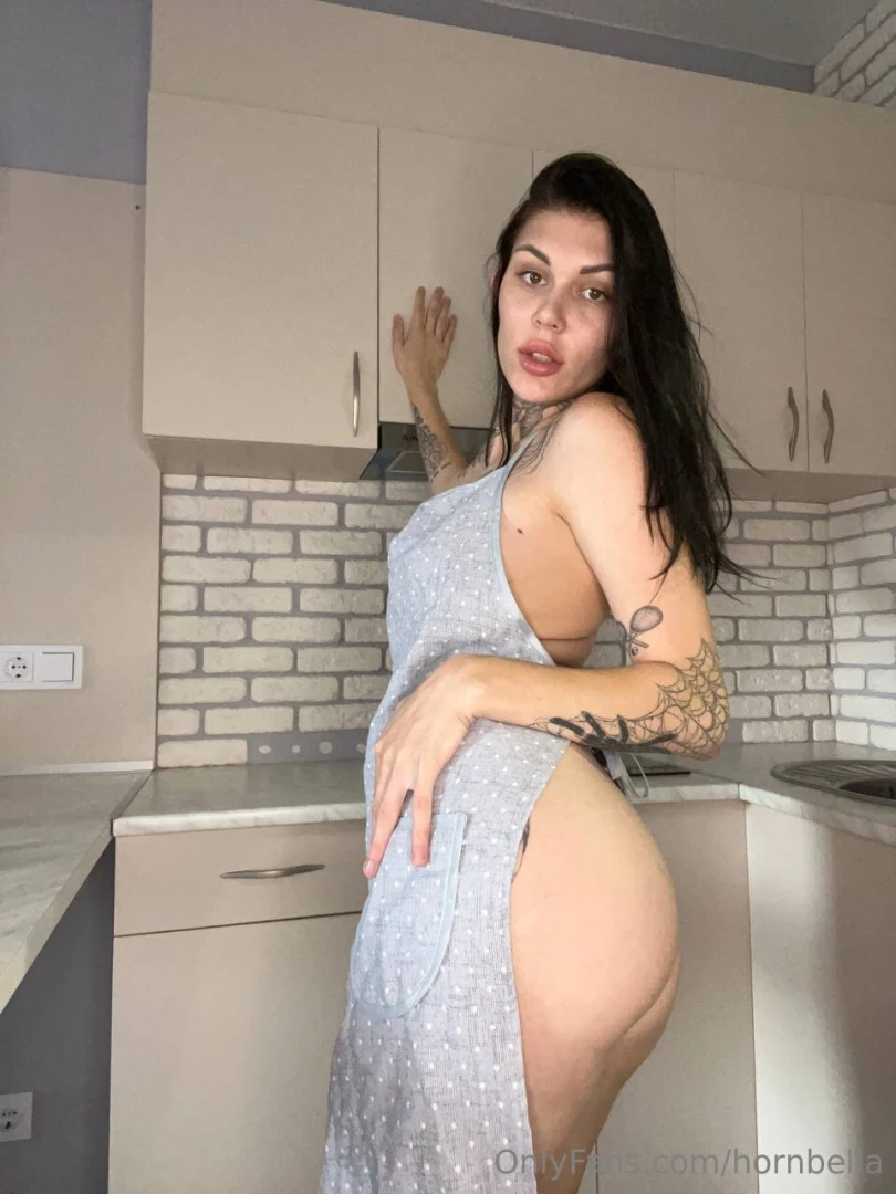 Would you let me cook in your kitchen dressed like this for some 